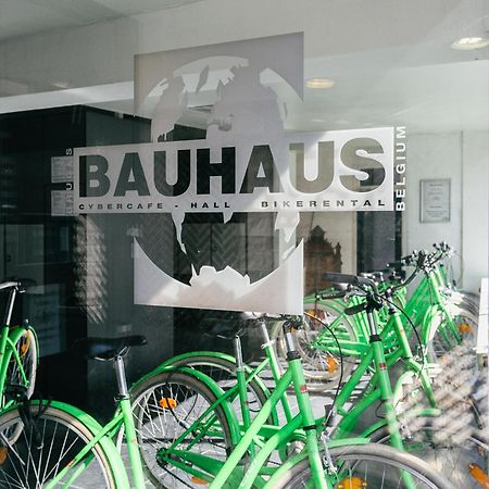 St Christopher'S Inn Hostel At The Bauhaus Brujas Exterior foto